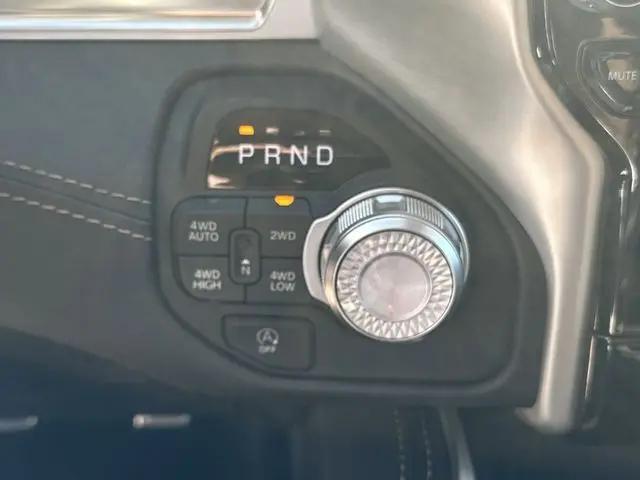 2026 Ram 1500 Tungsten Crew Cab 4x4 5'7" Box