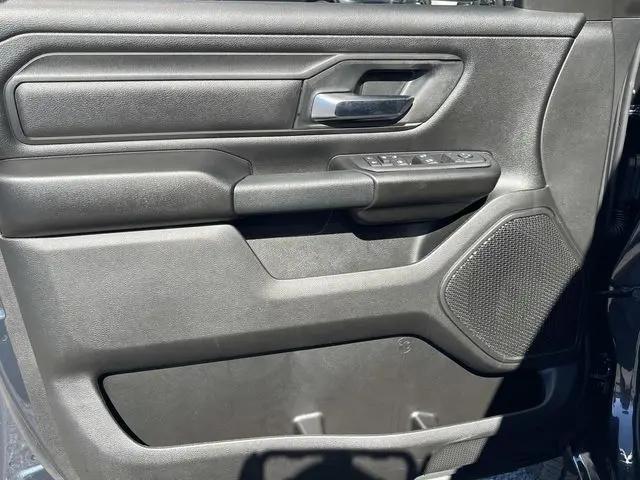 2026 Ram 1500 Tradesman Crew Cab 4x4 57 Box