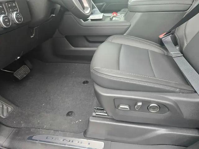 2026 GMC Sierra 3500HD Crew Cab, Long Bed, Denali Dual Rear Wheel, 4WD