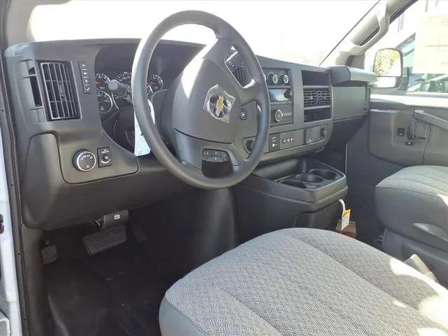 2025 Chevrolet Express Cargo Van RWD 2500 Regular Wheelbase WT