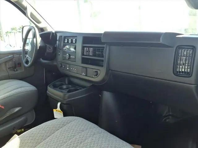2025 Chevrolet Express Cargo Van RWD 2500 Regular Wheelbase WT