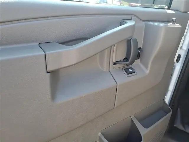 2025 Chevrolet Express Cargo Van RWD 2500 Regular Wheelbase WT