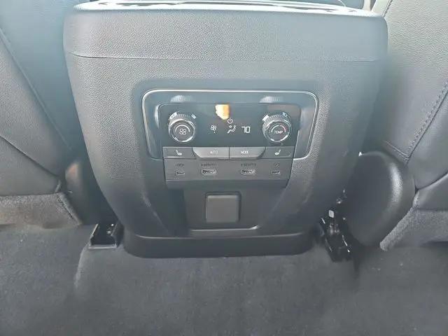 2026 Chevrolet Suburban Premier, 4WD