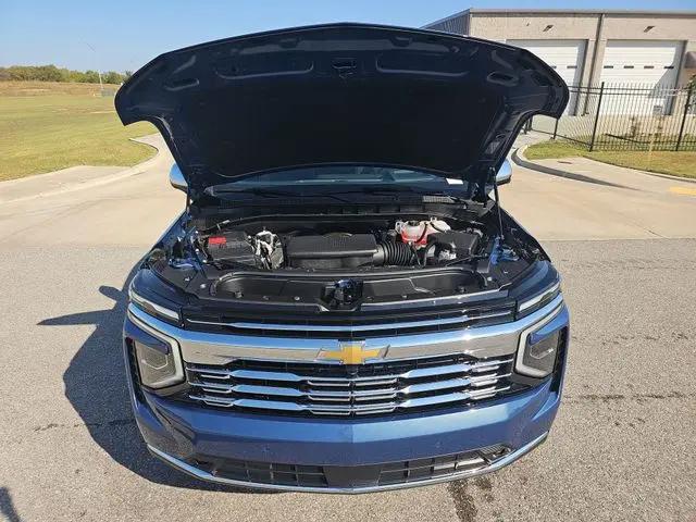 2026 Chevrolet Suburban Premier, 4WD