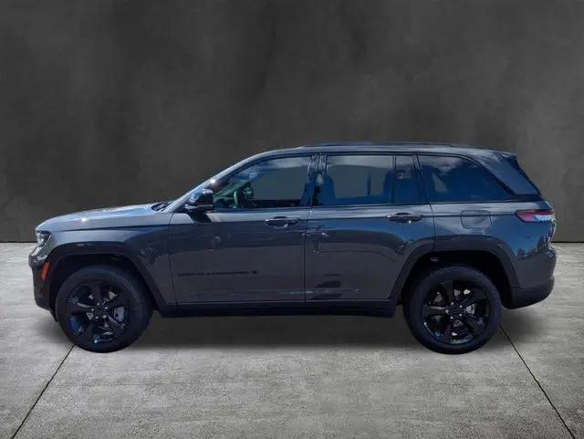 2025 Jeep Grand Cherokee Limited 4x4