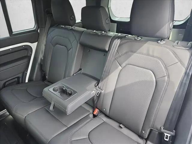 2026 Land Rover Defender P300 S