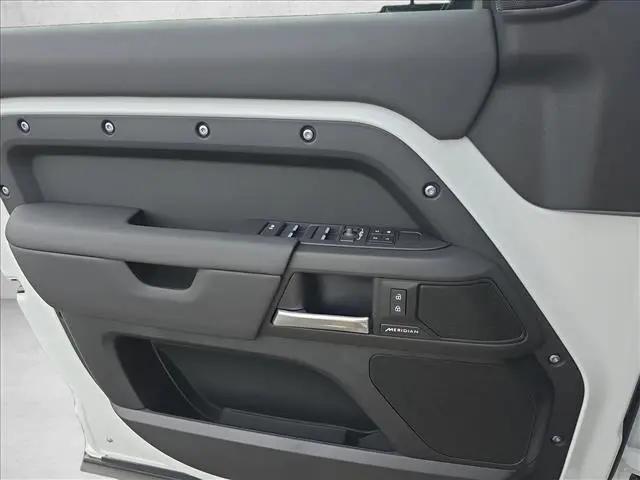 2026 Land Rover Defender P300 S