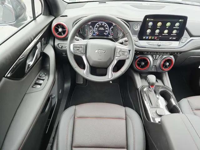 2025 Chevrolet Blazer AWD RS