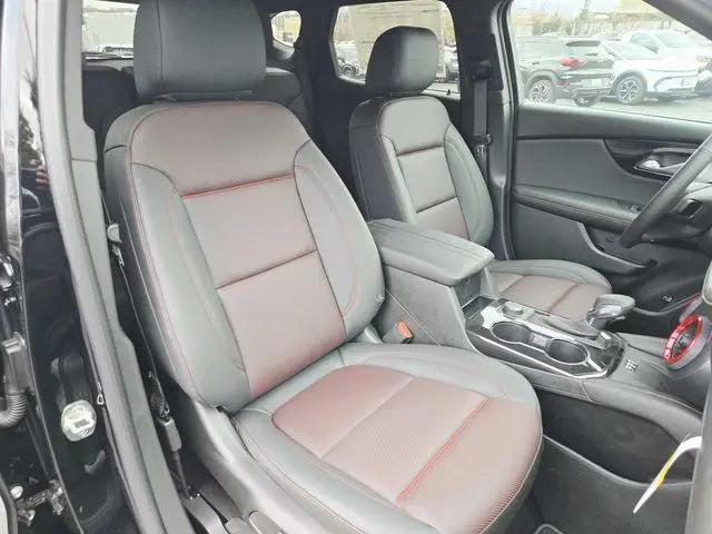 2025 Chevrolet Blazer AWD RS