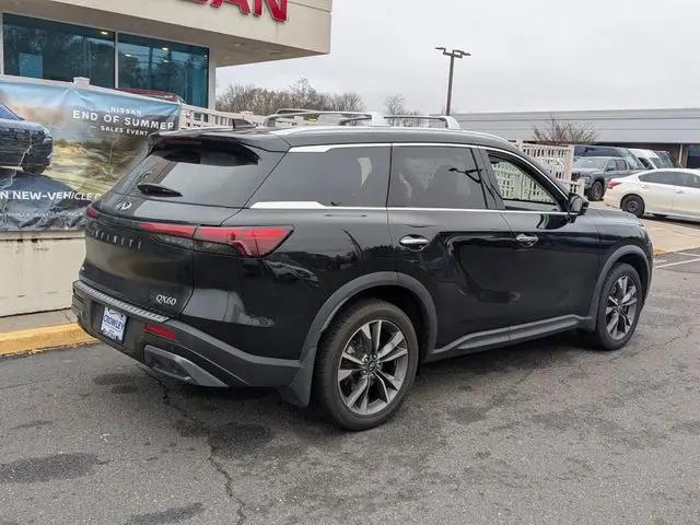 2022 INFINITI QX60 LUXE AWD