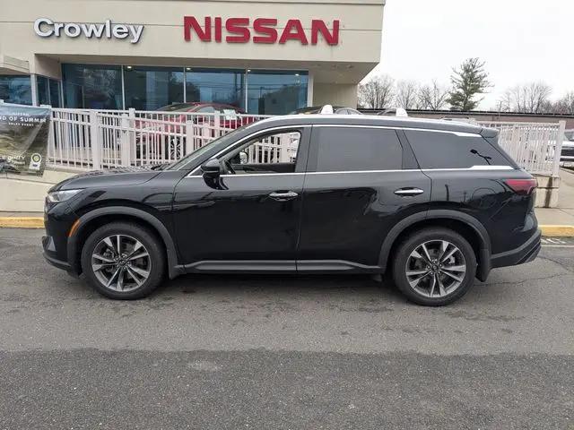 2022 INFINITI QX60 LUXE AWD