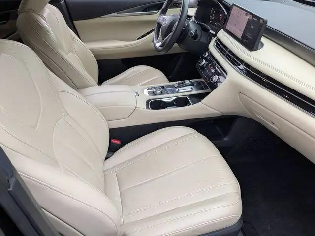 2022 INFINITI QX60 LUXE AWD