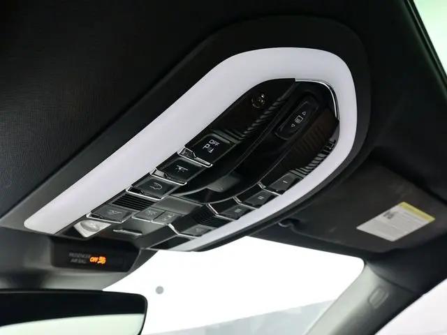 2024 Porsche Macan Macan