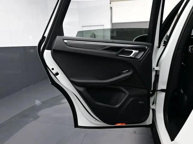 2024 Porsche Macan Macan