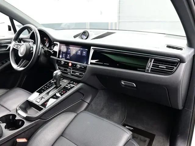 2024 Porsche Macan Macan