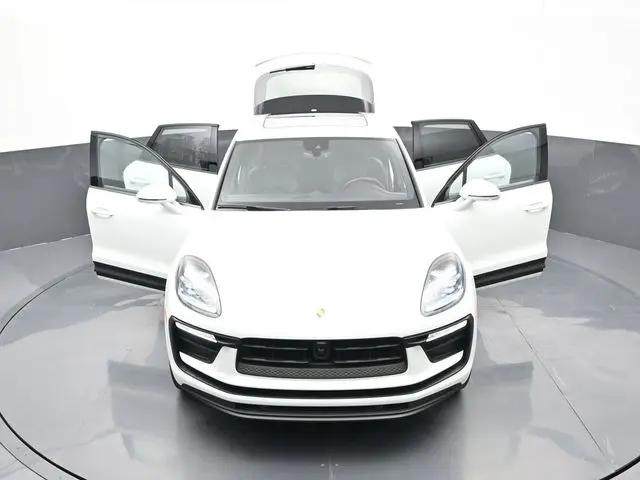 2024 Porsche Macan Macan
