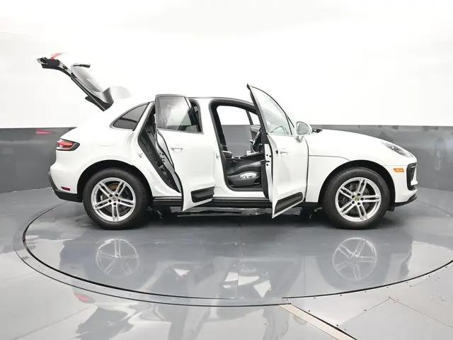 2024 Porsche Macan Macan