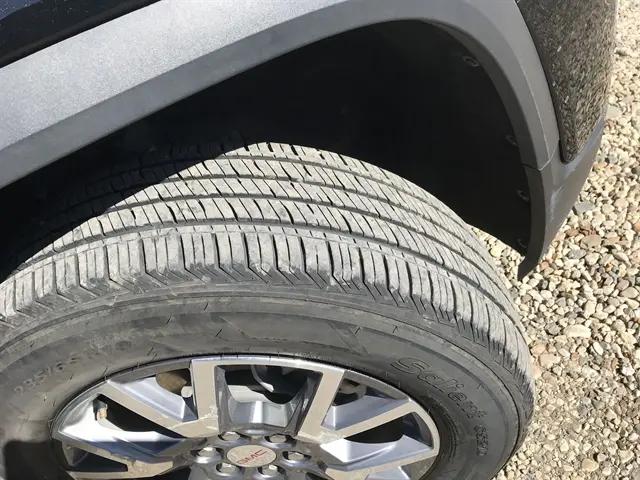 2023 GMC Acadia AWD SLT