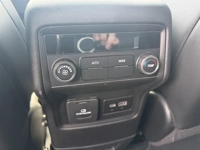 2023 GMC Acadia AWD SLT
