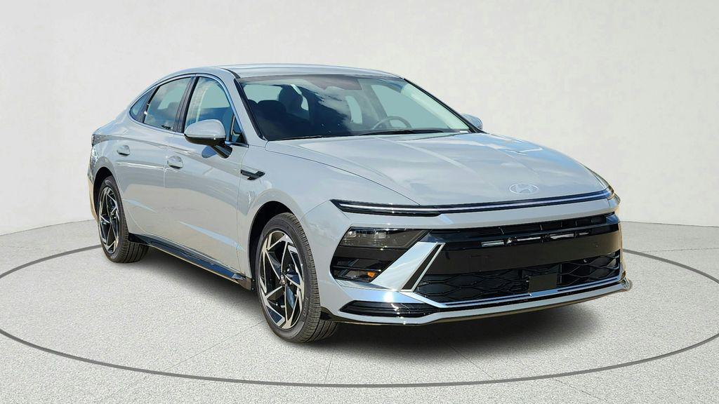 2026 Hyundai Sonata SEL AWD's photo