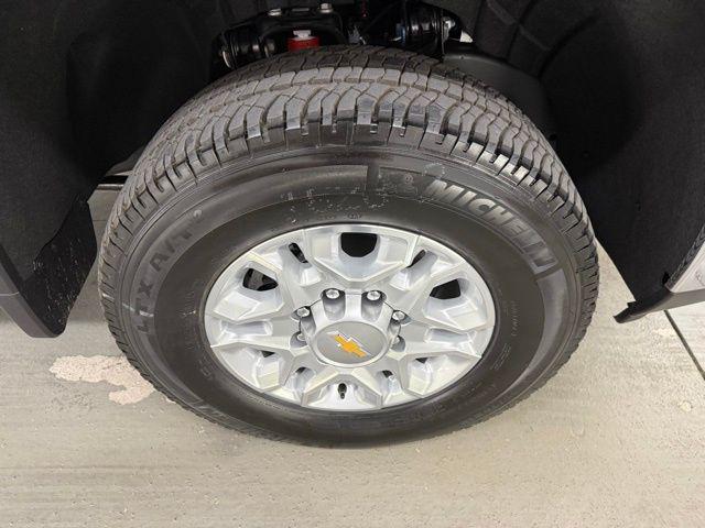 2026 Chevrolet Silverado 2500HD Crew Cab, Standard Bed, LT, 4WD