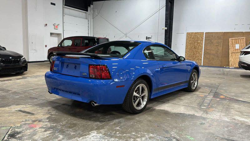 2003 Ford Mustang Mach 1