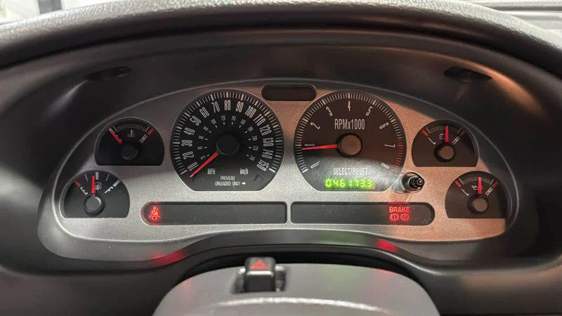 2003 Ford Mustang Mach 1