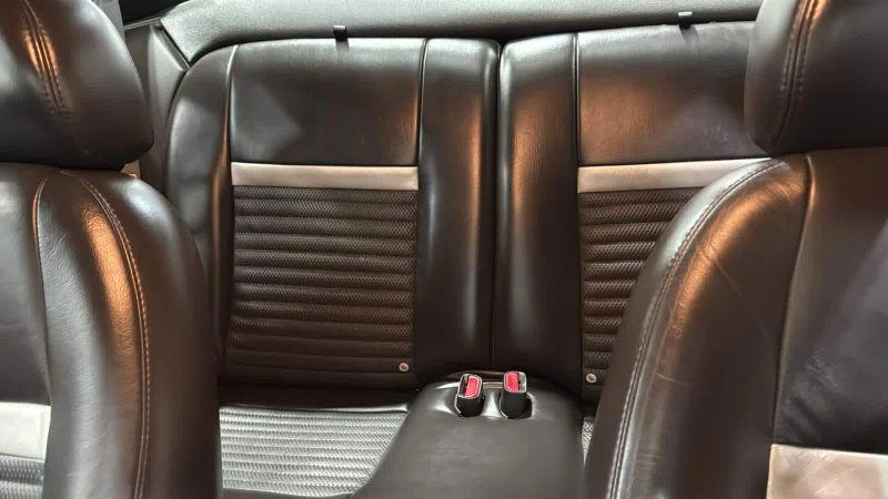 2003 Ford Mustang Mach 1