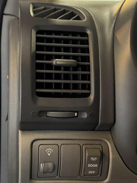 2012 Kia Sedona LX