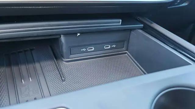 2026 Volkswagen Atlas Cross Sport SE