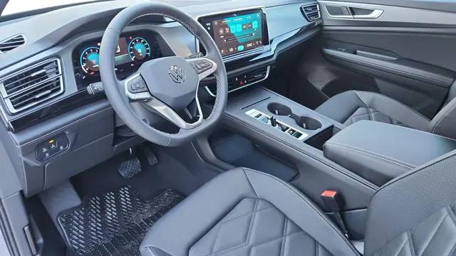2026 Volkswagen Atlas Cross Sport SE