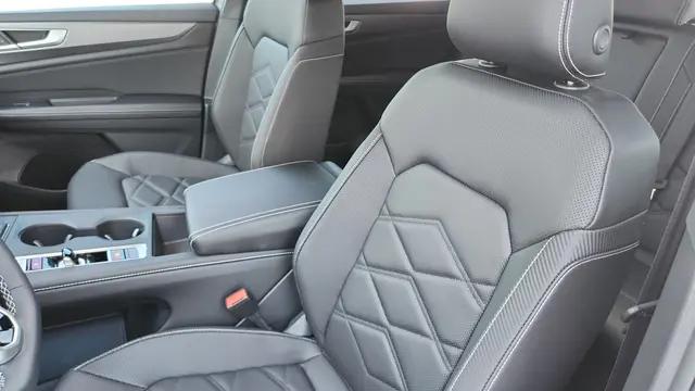 2026 Volkswagen Atlas Cross Sport SE
