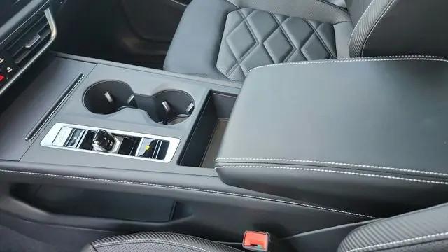 2026 Volkswagen Atlas Cross Sport SE