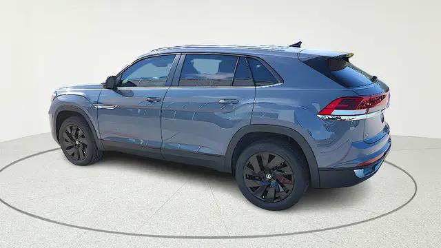 2026 Volkswagen Atlas Cross Sport SE with Technology
