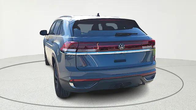 2026 Volkswagen Atlas Cross Sport SE with Technology