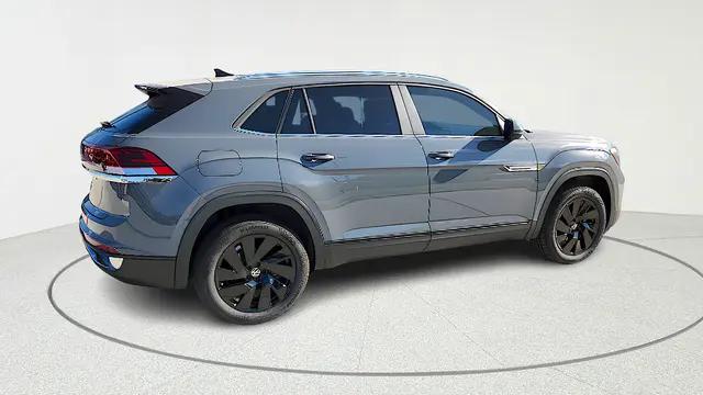 2026 Volkswagen Atlas Cross Sport SE with Technology
