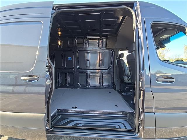 2026 Mercedes-Benz Sprinter 2500 High Roof 4-Cyl Diesel HO