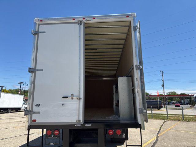 2025 Chevrolet 6500XD LCF Base