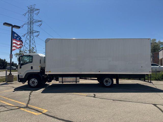 2025 Chevrolet 6500XD LCF Base