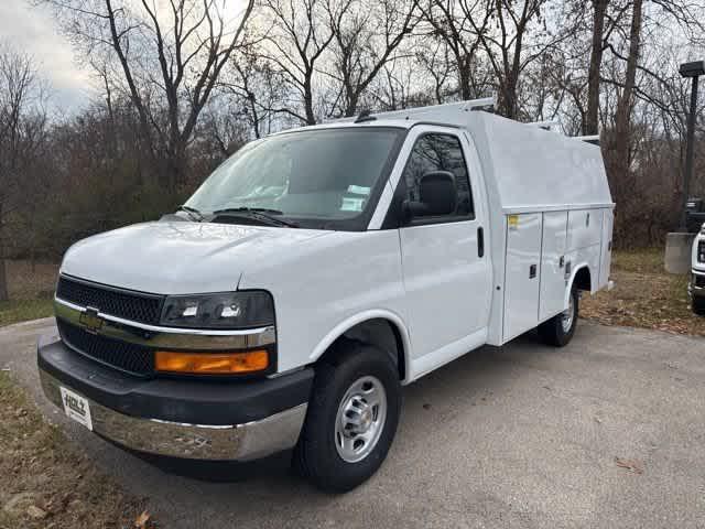 2025 Chevrolet Express Cutaway Work Van for sale in Hales Corners, WI