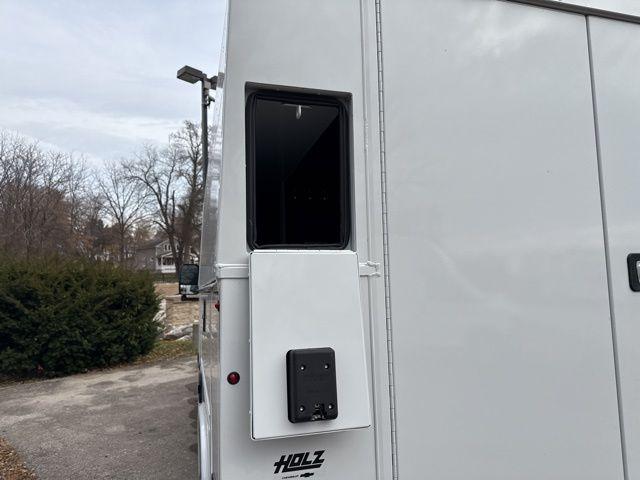 2025 Chevrolet Express Cutaway Work Van