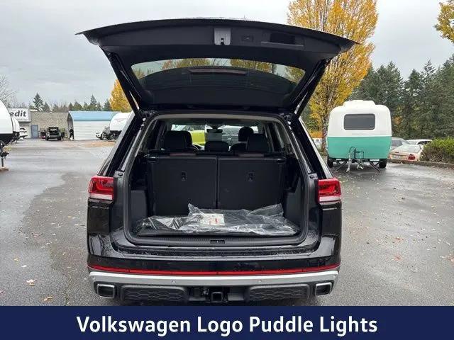 2026 Volkswagen Atlas Peak Edition