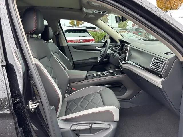 2026 Volkswagen Atlas Peak Edition