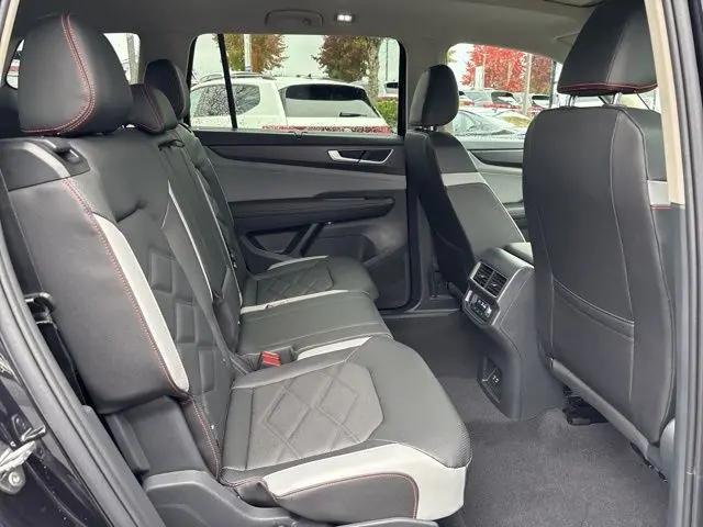 2026 Volkswagen Atlas Peak Edition