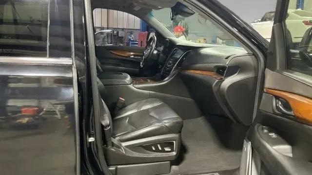 2015 Cadillac Escalade Luxury