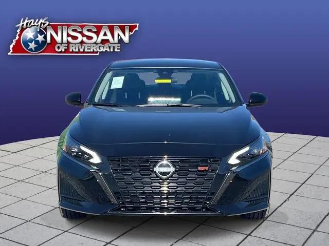 2025 Nissan Altima SR FWD