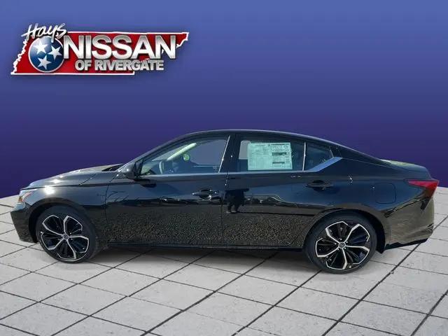 2025 Nissan Altima SR FWD