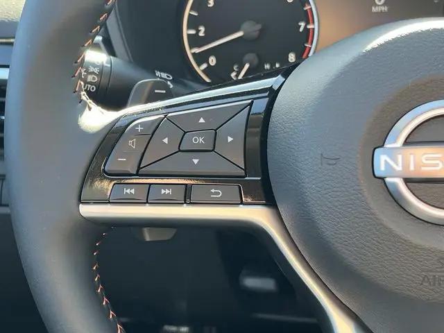 2025 Nissan Altima SR FWD