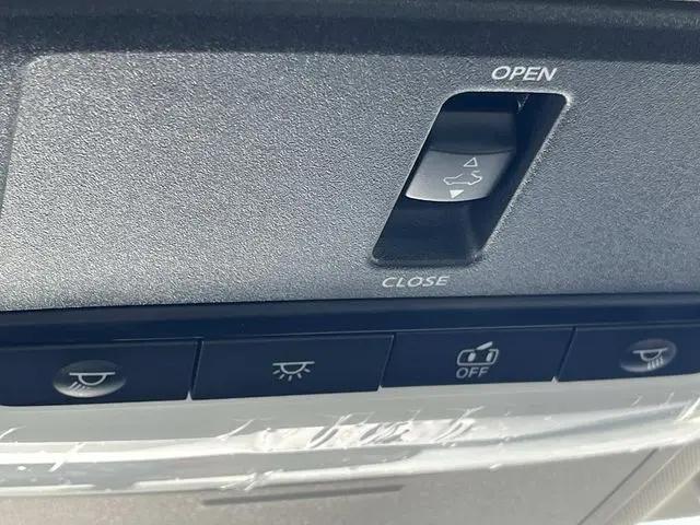 2025 Nissan Altima SR FWD