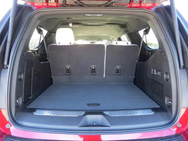 2026 Chevrolet Suburban Premier, RWD